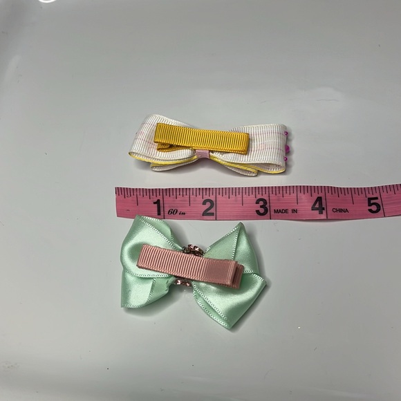 BLINGY GIRLS HAIR BOWS - Picture 3 of 4